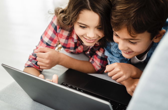 Ноутбук з недитячими можливостями: як вибрати для дитини
