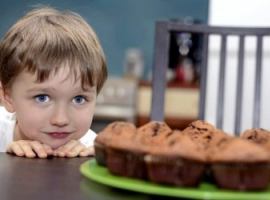 Як навчити малюка терпляче чекати