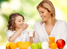 Чи потрібні здоровим дітям полівітаміни