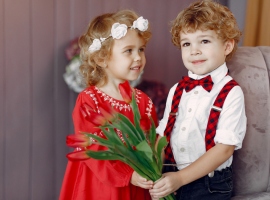 Як батькам навчити дитину гарних манер