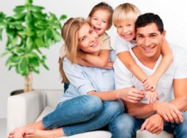 Спостерігаючи за батьками, діти вчаться любові